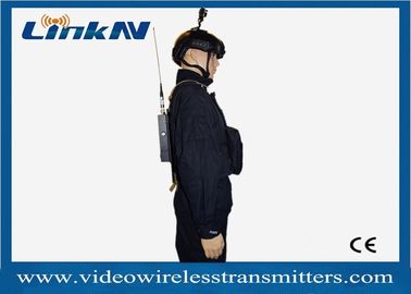 Pemancar Video Manpack Taktis Polisi Militer COFDM HDMI & CVBS Interkom Dua Arah AES256 Bertenaga Baterai