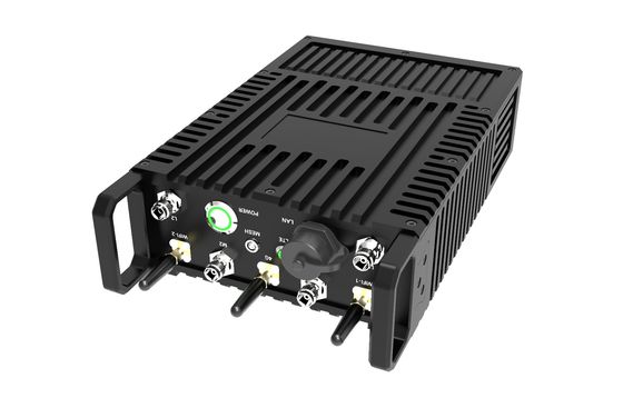 LKAV4601 Frekuensi Ganda 4G LTE Multi-Jaringan IP66 4W MIMO IP MESH Radio